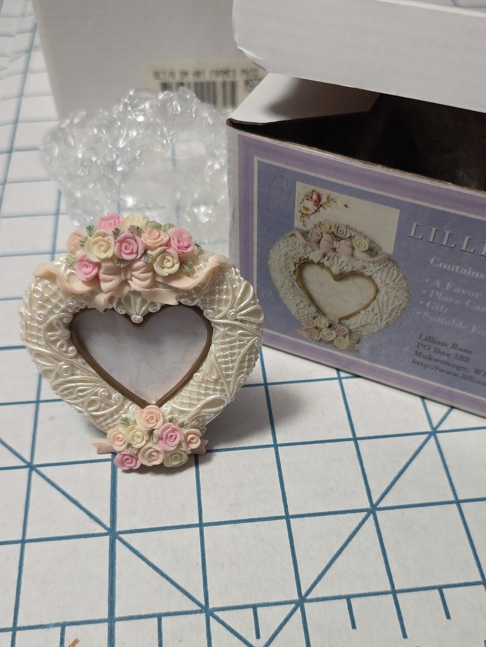 Lillian Rose Mini Cream Heart Frame wPlace Card HolderPink Rose Accents Set Of 6